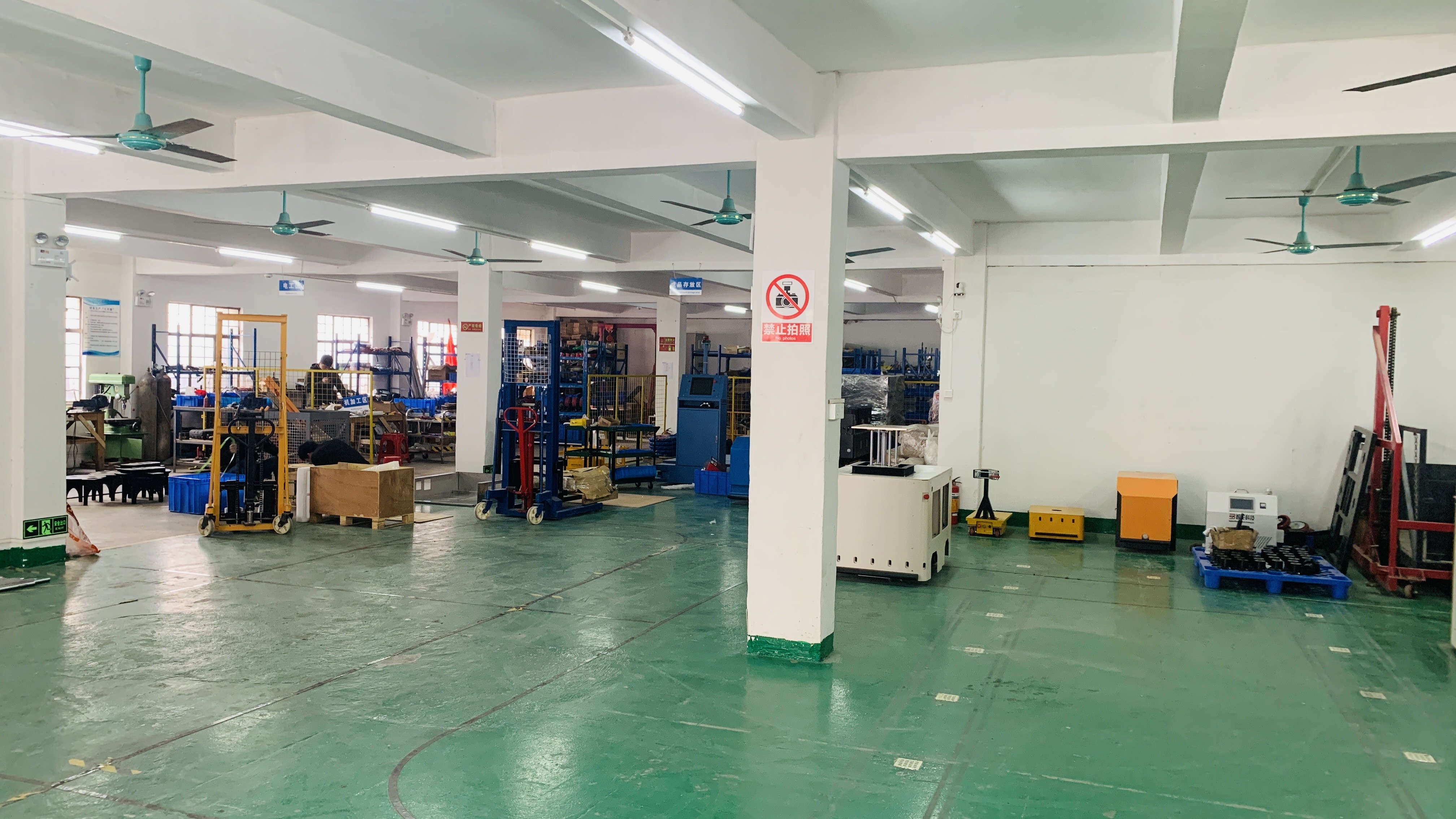 Logistics Equipment AGV Motor Drive Wheel Pallet Truck Drive Wheel 4000KG Load