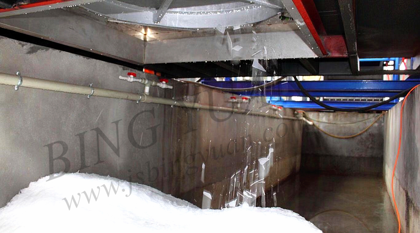 Seafood 2.7KW SS304 Flake Ice Maker Machine , Industrial Ice Maker Machine