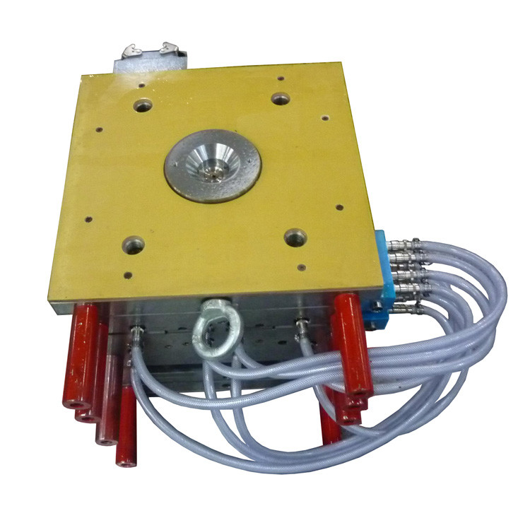 Injection Moulding Die Manufacturer Makers