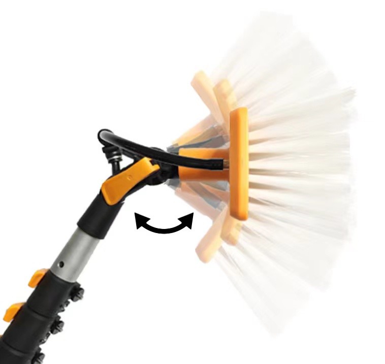 Lightweight Extendable Solar Panel Brush Cleaner For Roof Washing 12m