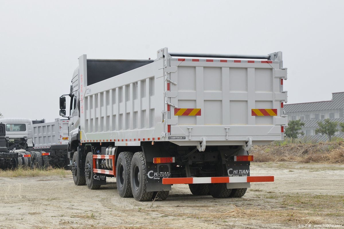 Dongfeng Kinland KC 465hp 6X4 5.6meter Dump Truck with Euro 6 Emission Standard and 2 Passengers