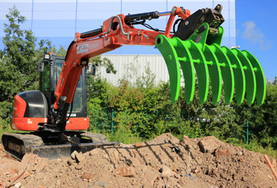 OEM Excavator Brush Rake Excavator Attachment For Land Clearing