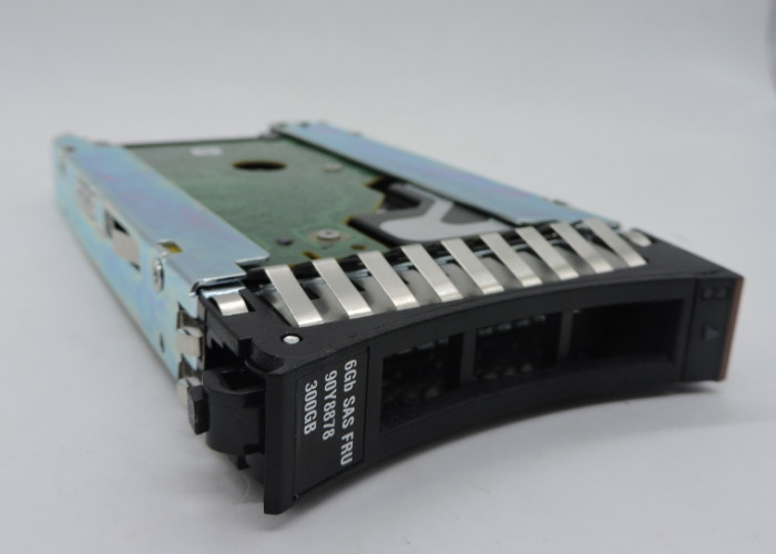 90Y8877 90Y8878 IBM Hard Disk 300G SAS 2.5 X3650M4 Spot Stock Inventory