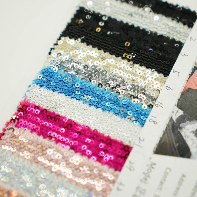 Reflective Decorate 440GSM Sequins Fabric Various Custom Colours