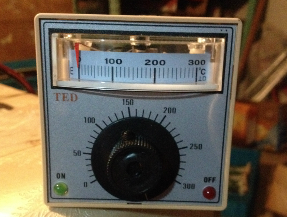TED-2001 72*72mm K type Pointer temperature thermostat controller 220V
