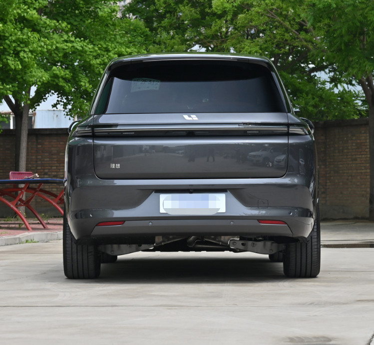 Hot-Sell Electric LI L8 2023 Air Extended Range 154 HP 2 motor 4 WD 6 seats SUV