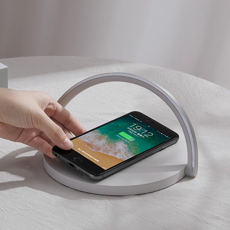 3 In 1 5000K Phone Charging Bedside Lamp , Wireless Nightstand Lamp