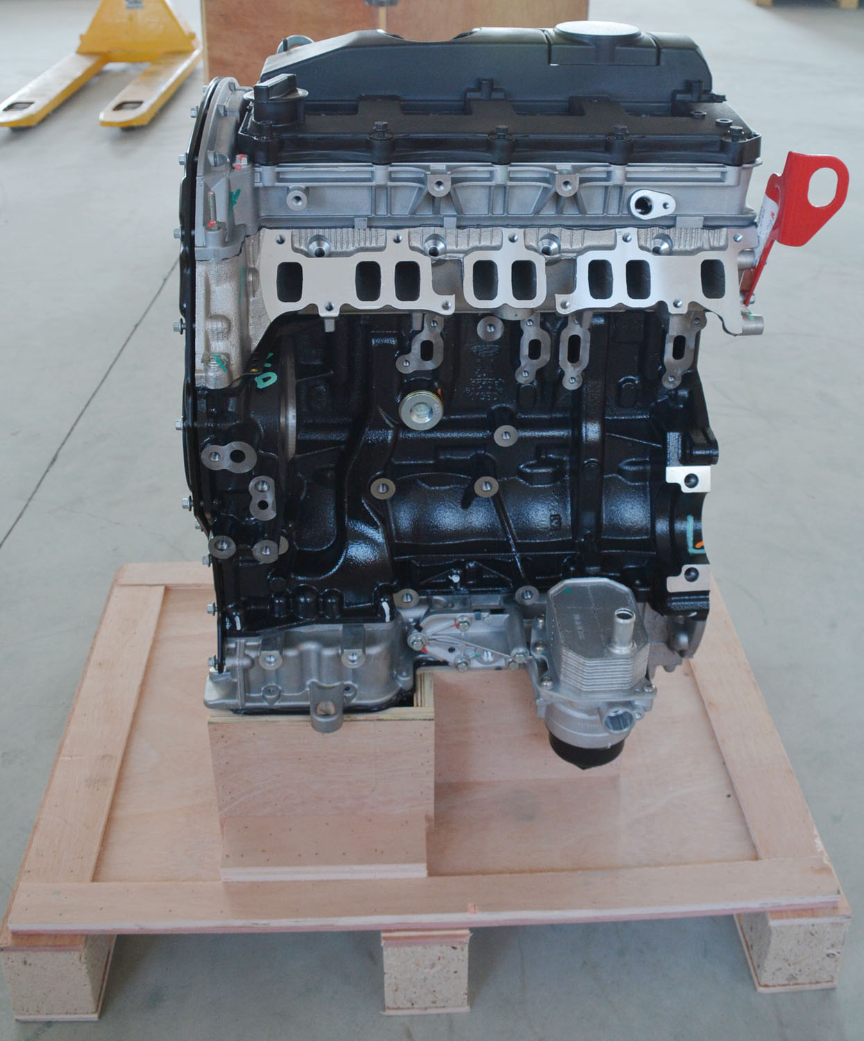 V348 4 Cylinder JMC V348 Auto Engine with 350/1500-2100 Torque and 135/3500 Power