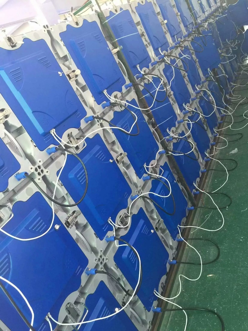 IP65 Large Full Color Rental Led Display Outdoor Tv Screen 8kg / Pcs Per Cabinet