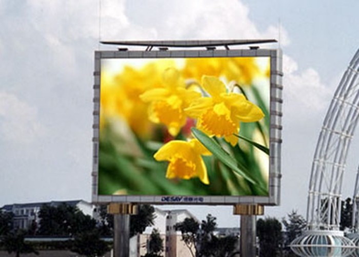 Pixel Pitch 10cm Outdoor SMD LED Display AC 220V With Adjustable Brightness