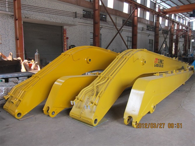 Yellow Excavator Long Reach Boom PC365 8220mm Extension