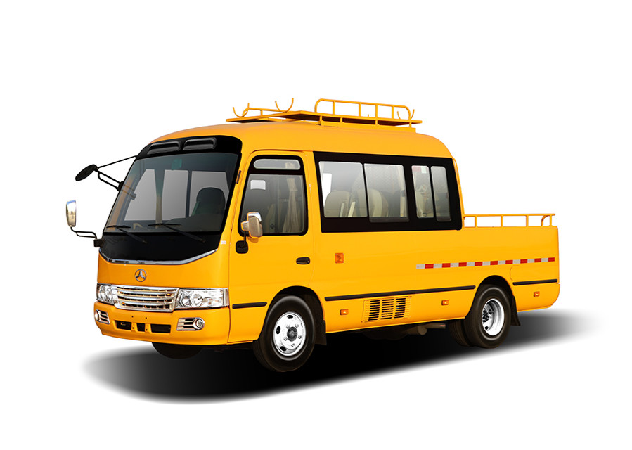 Jiangling Jingma 10-11 passenger and cargo transport vehicle engineering vehicle diesel two-wheel drive rear drive manua