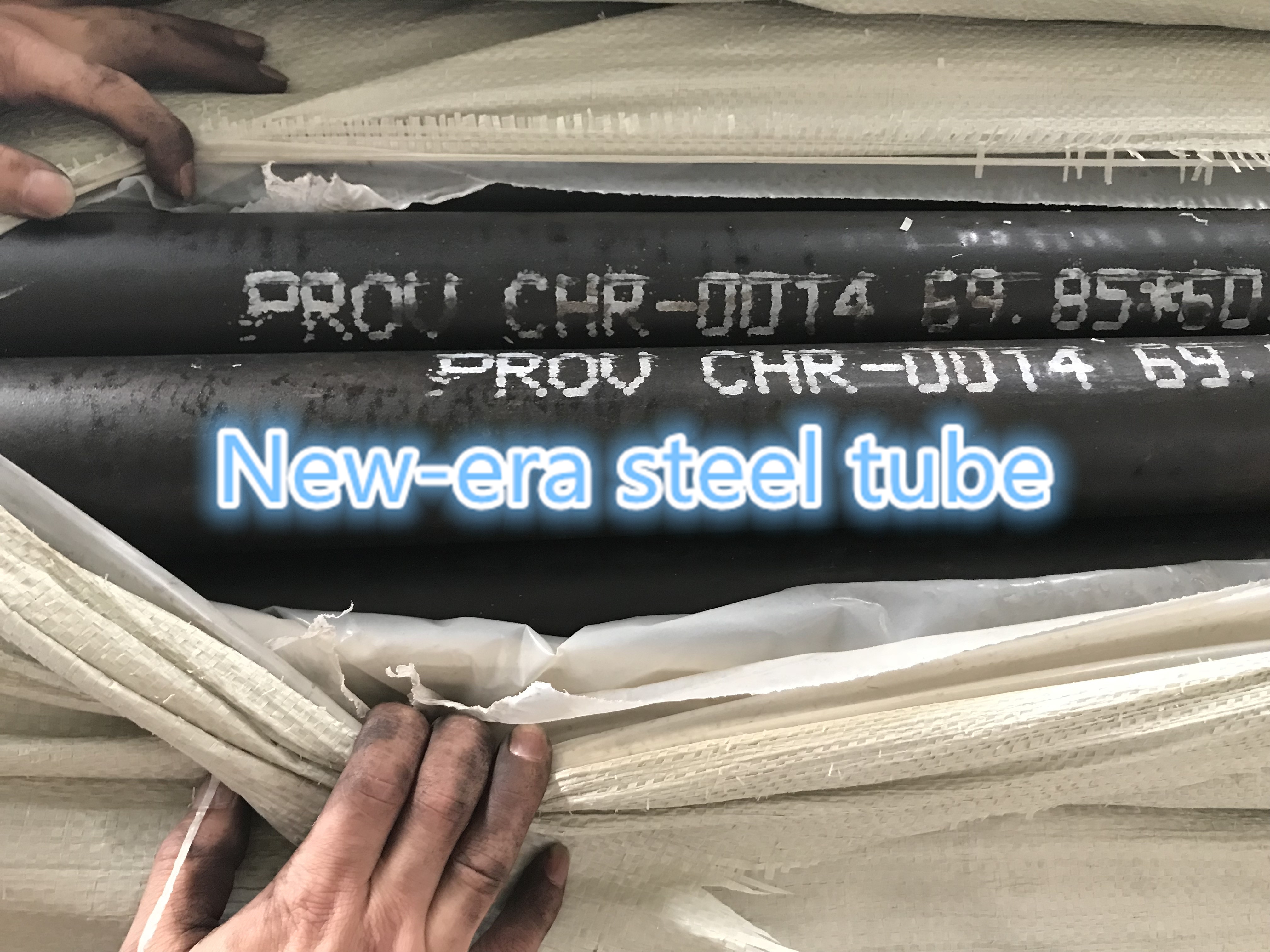 45 - 114.3mm OD Steel Drill Pipe , 30Crmo / 42CrMo Heavy Weight Drill Pipe