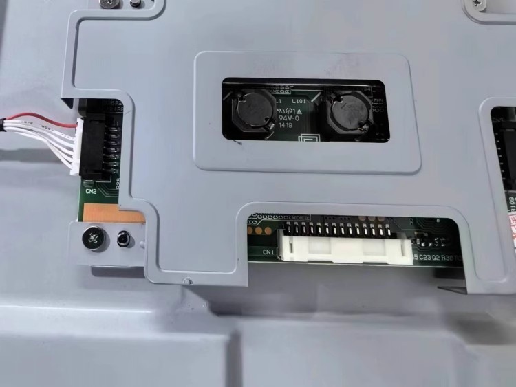 VVX21F144H00 Panasonic 21.3" 1600(RGB)×1200, 700 cd/m² INDUSTRIAL LCD DISPLAY