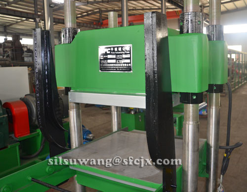 ISO Rubber Vulcanizing Press Machine With Top Mold Sliding Pathway