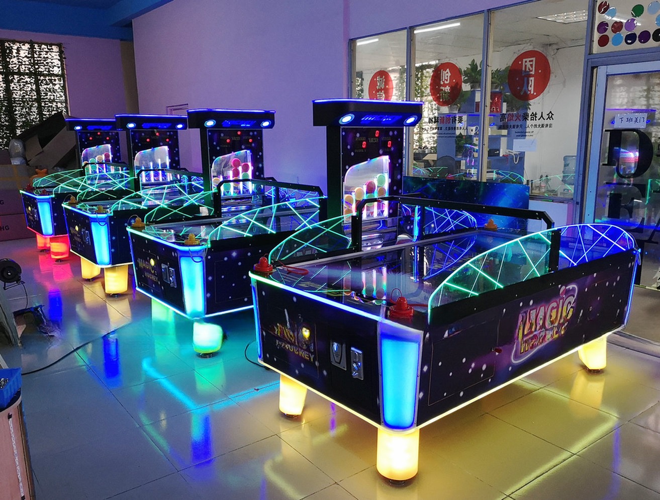 Indoor Commercial Air Hockey Arcade Machine Coin Operated Multi Players
