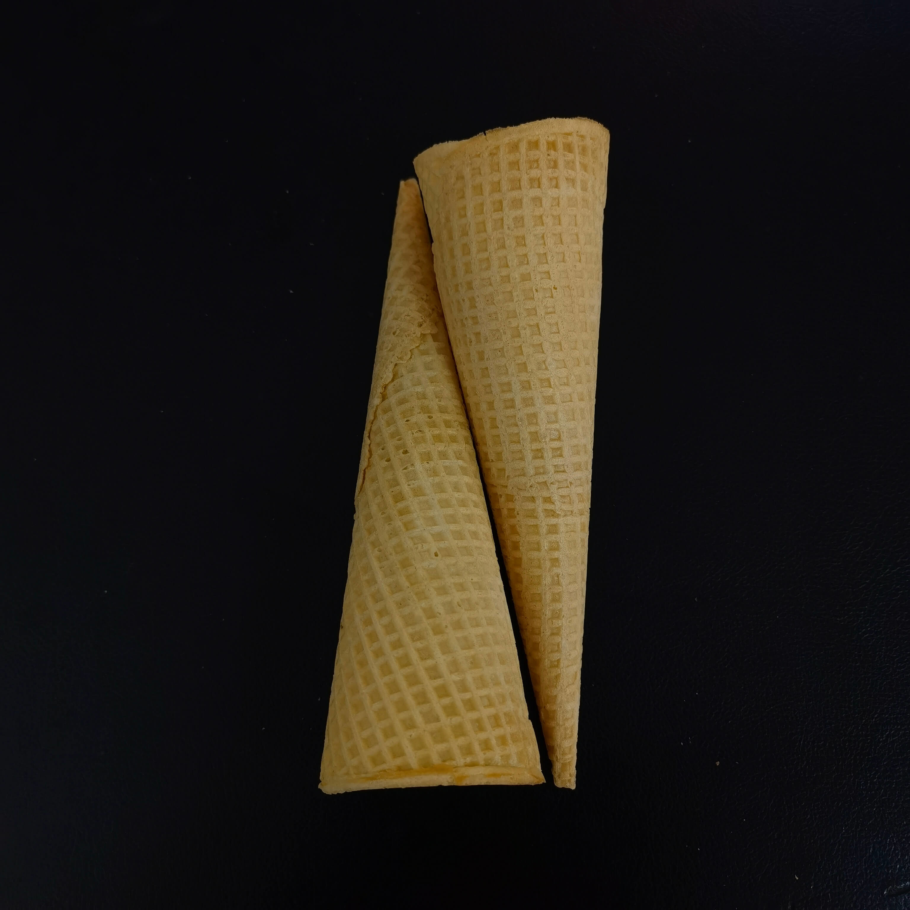 Big Size Automatic Ice Cream Cone Machine With Heating System 2500pcs/h