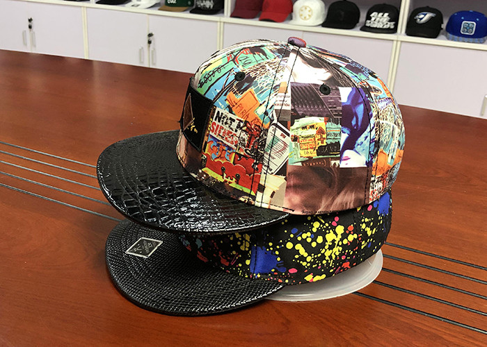 Plastic Buckle Flat Brim Snapback Hats Colorful Digital Sublimation Printed Leather Patch