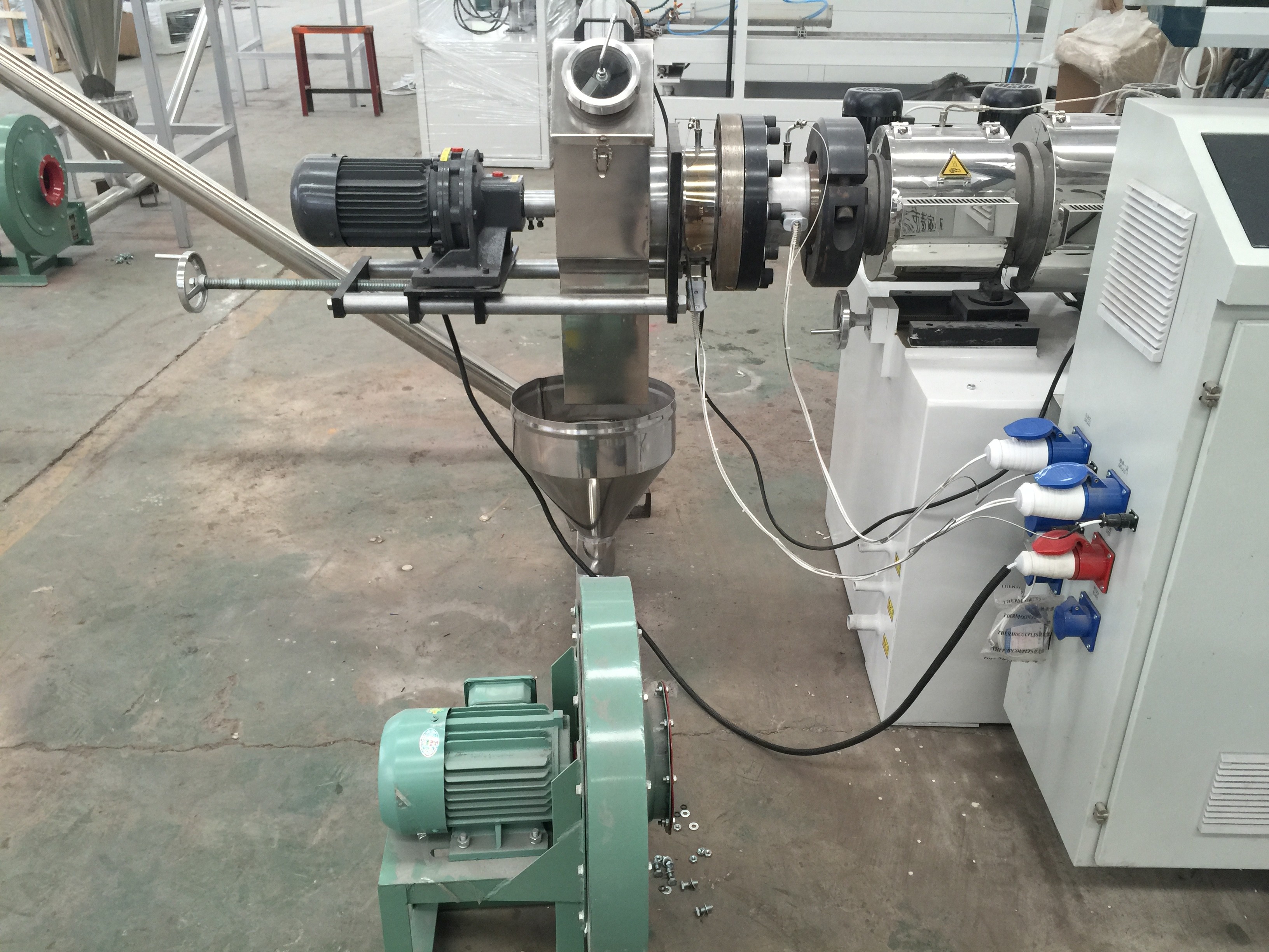 55KW Motor Power Plastic Pelletizing Machine With Vacuum Degassing System