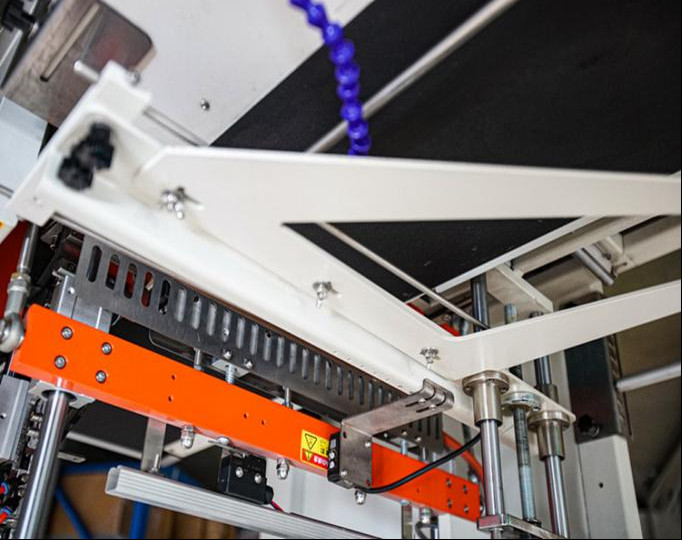50-60HZ Length Unlimited Paper Glass Packing Machine 1750x900x1450mm