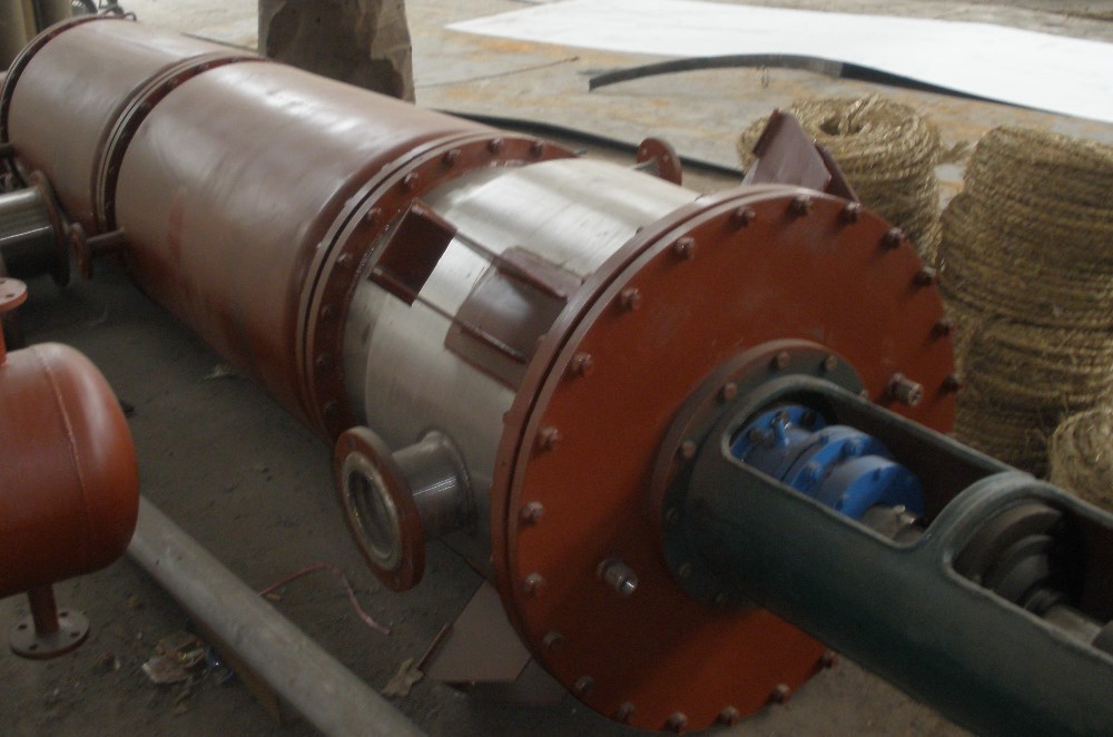 Industrial Rotary Thin Film Evaporator 10-100kw Concentration Machine Scraper Type