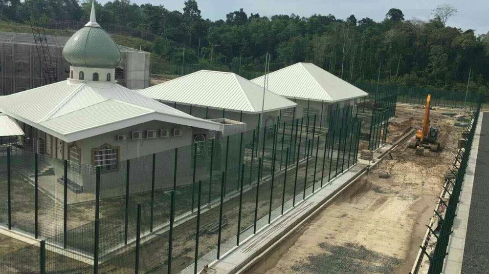 High Security Wire Fence H2430 Width 2000 Mesh 12mm x 75mm x 3.00mm diameter