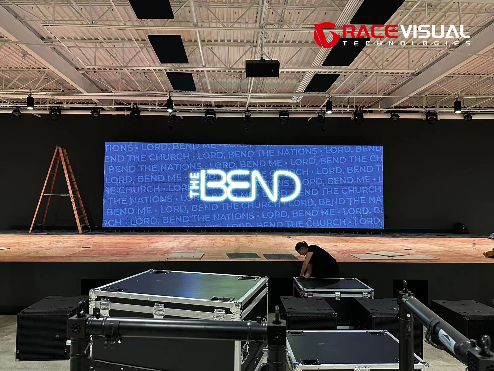 7680HZ P2.9 Indoor Full Color Led Screen For Events 500mmx1000mm Cabinet Size IP40 Rating