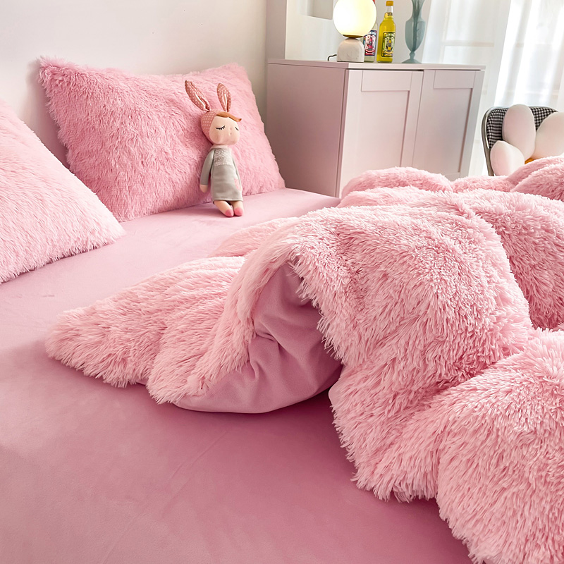 Thick Coral Velvet Bed Sheet Set Luxury Designer Comforter Sets for Winter Protection