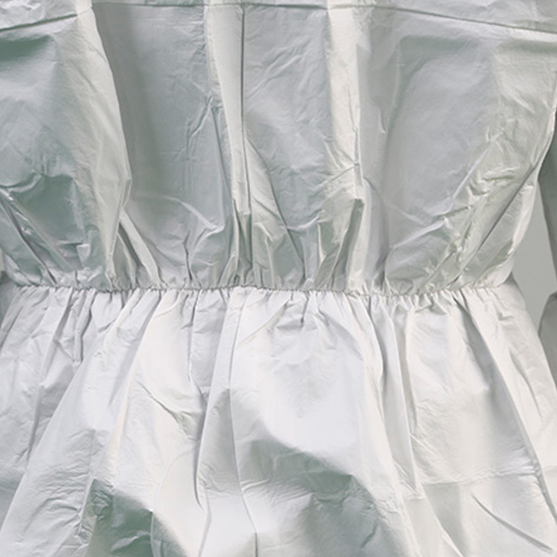 ISO13485 Comfortable All Purpose Disposable Medical Coveralls Lightweight