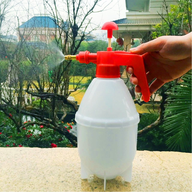 1L cheap water bottle sprayer pressurized