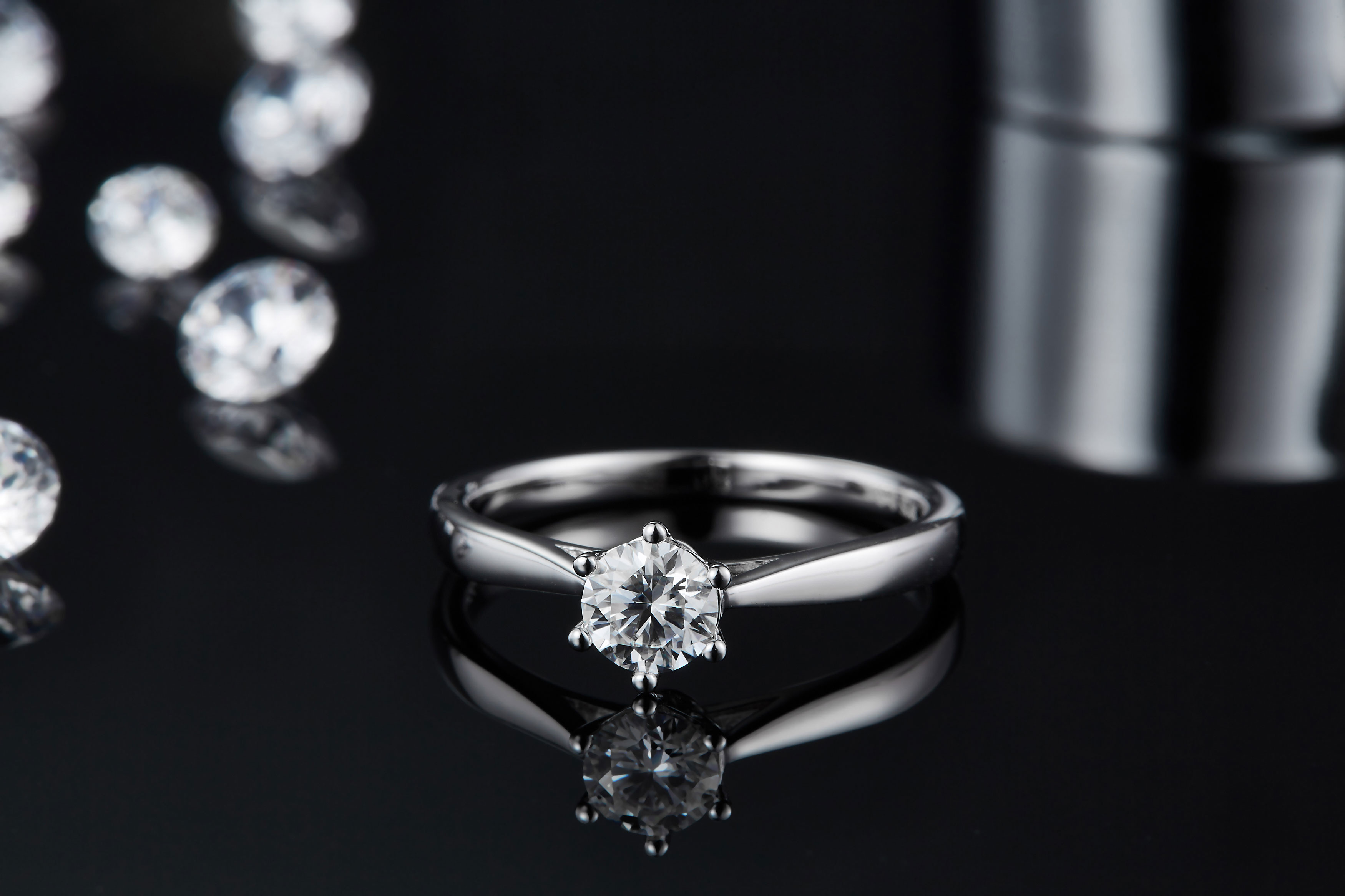 Minimalist Wedding Jewelry 9K Silver Ring Round Cut White Moissanite CZ