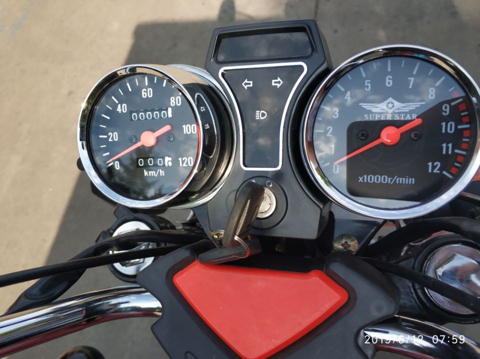 Gasoline 1 Ton 200CC Motorcycle Trikes For Adults