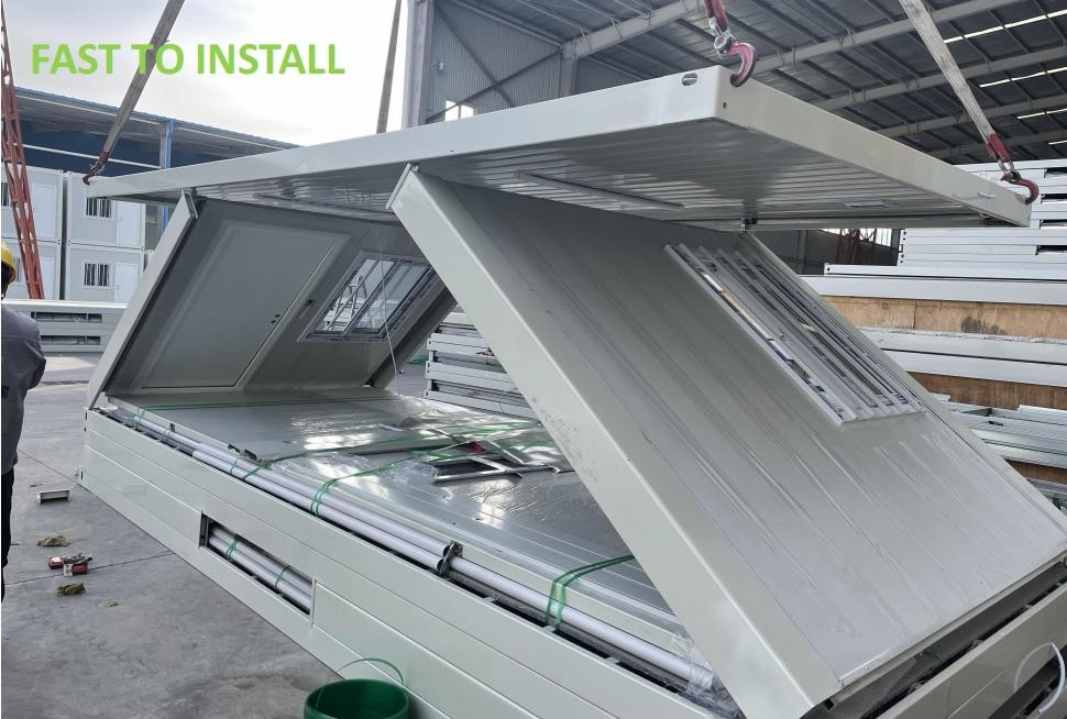 Space Saving Rapid Setup Folded Container House For Temporary Farm Staff Quarters