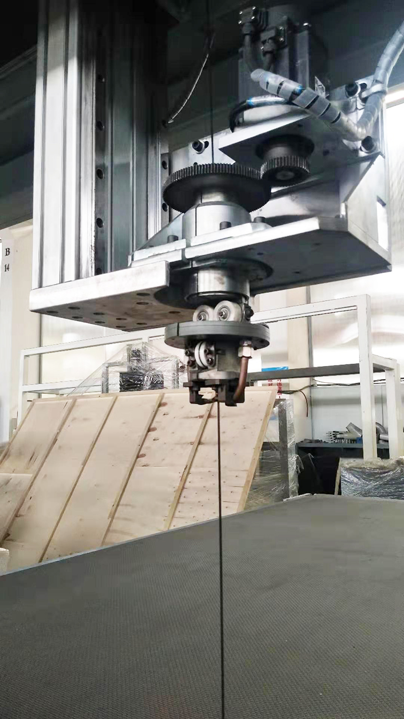 D&T CE Standard CNC vertical profile foam sponge contour cutting machine for complexible shape