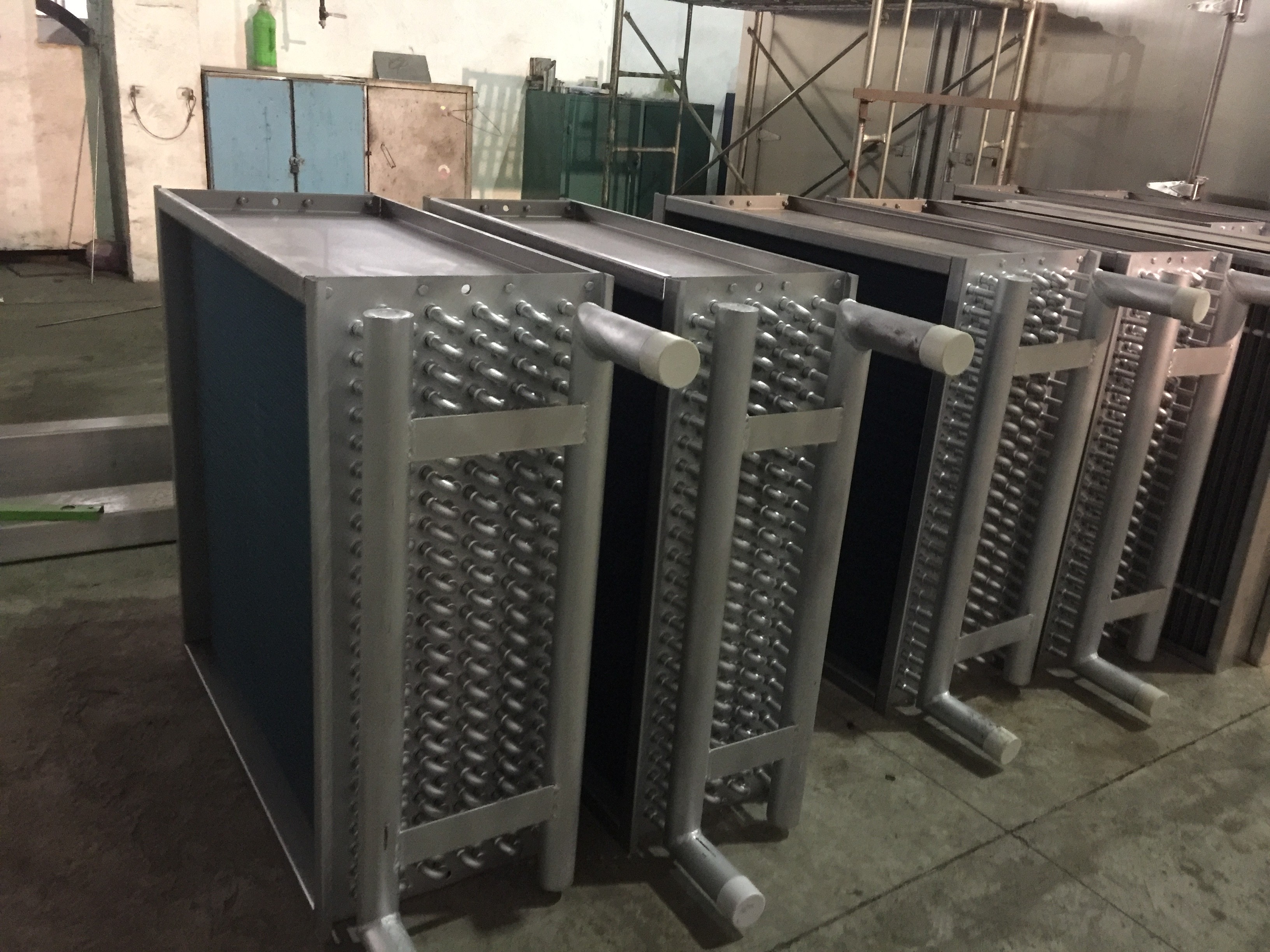 CE Standard Universal Heat Exchanger Machine High Efficiency Metal Material