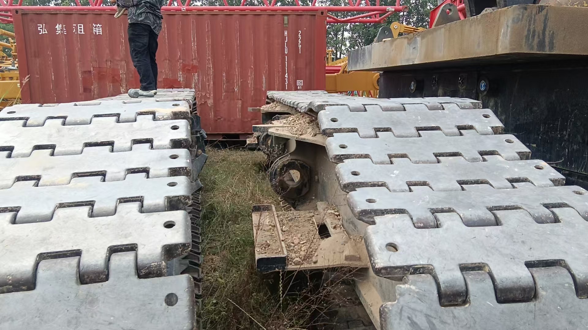 Used 135ton Lifting Capacity Hoist Crane , Crawler Crane for Sale