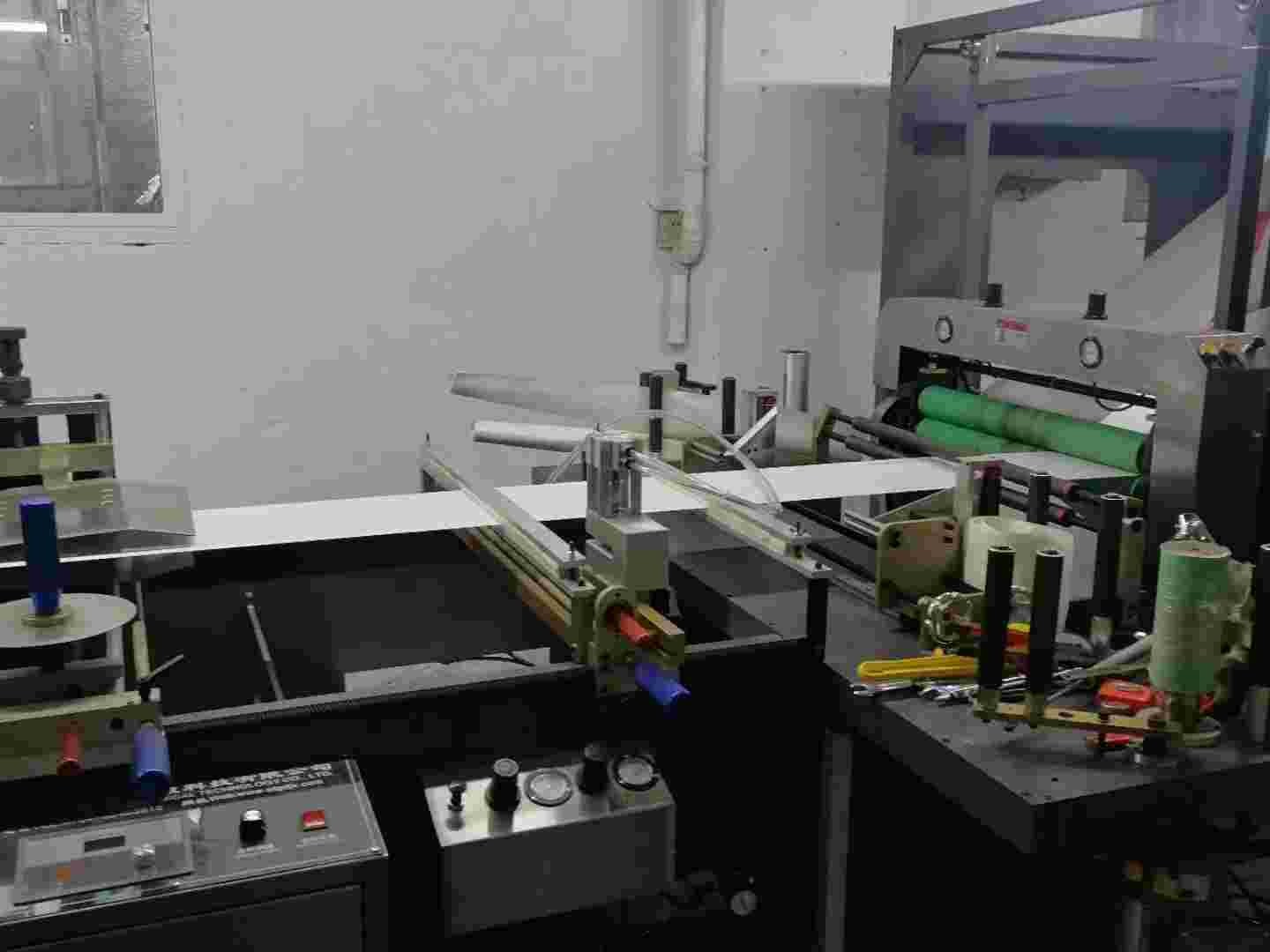 Double Line Spout Standing Pouch Making Machine Three Phase 380V/50HZ
