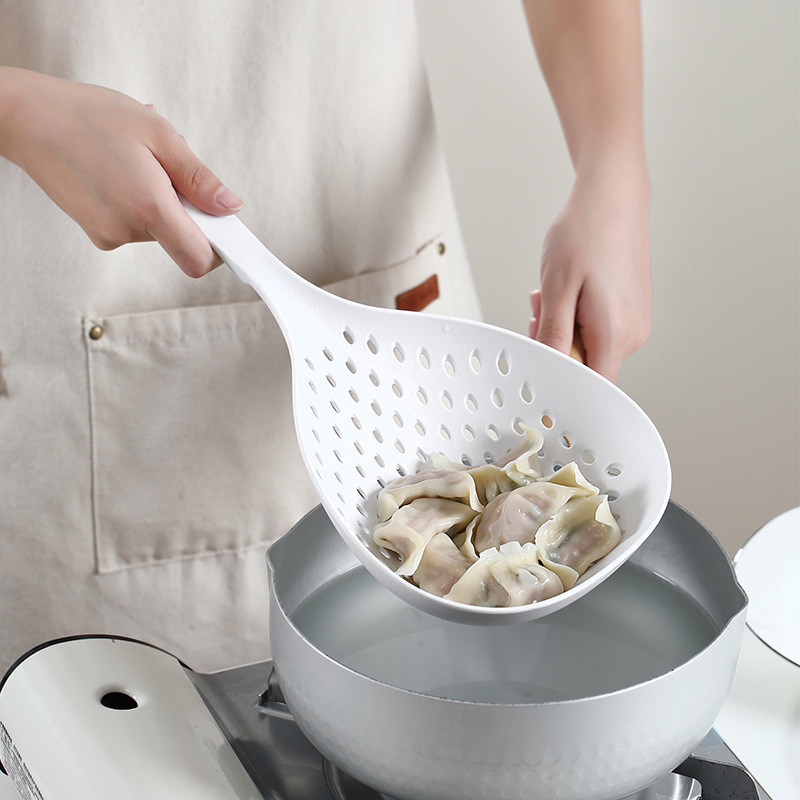 Silicone Strainer Scoop Colander Slotted Pasta Spoon Heat Resistant 600 °F Slotted Ladle Spoons For Kitchen Cooking Tool