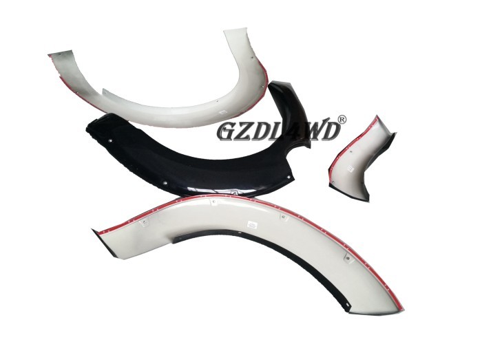 2015 NP300 Navara Pickup Fender Flares With Gloss / Textured Surface Finish