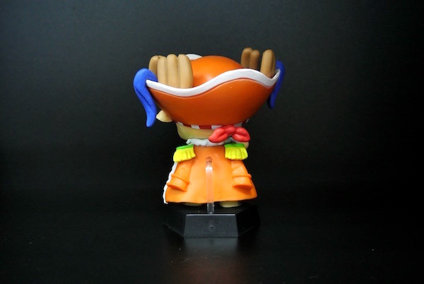 Customized Color One Piece Mini Figures For Home Decoration 8*5*3cm