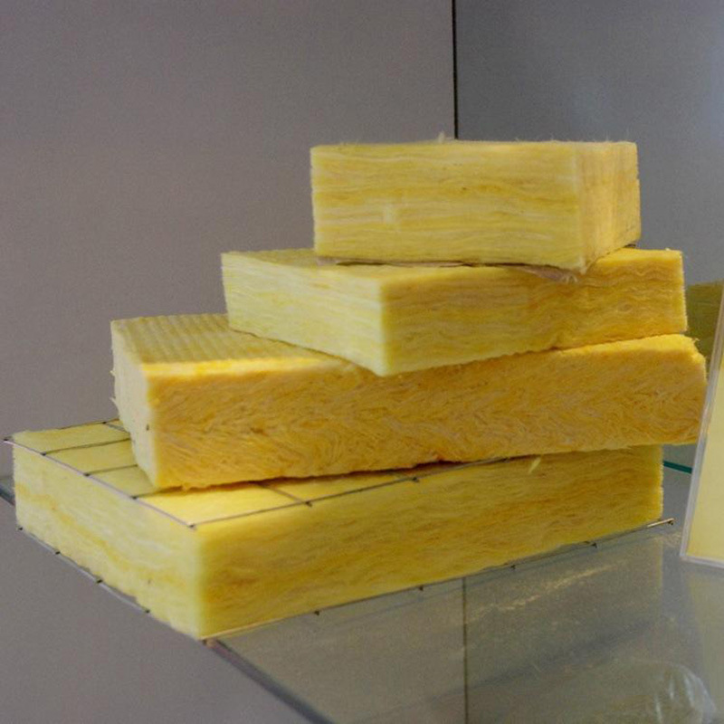 Moisture Proof Glass Wool Heat Insulation Board 20-100kg/M3 High Density