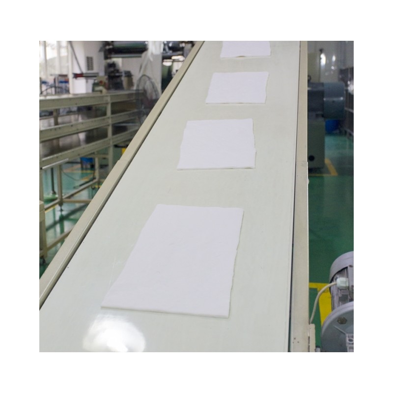 Tear Resistant Fuel Resistant Low Temperature Resistance Fkm / Fkm Rubber Sheet With 70A Hardness