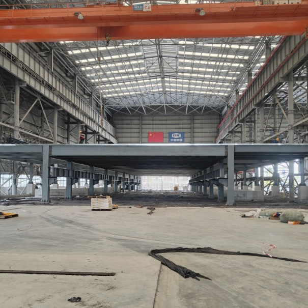 Prefabricated Industrial Steel Buildings , Modular Steel Building Hangar With Crane