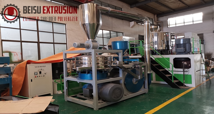 2900rpm 45kw Pvc Pulverizer Machine For Pipe / Film / Ceiling Borad