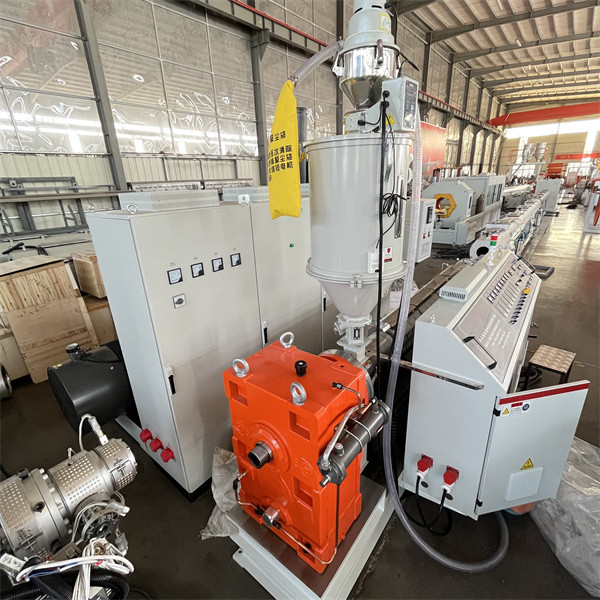 Super Cooling High Speed Multi Layer HDPE / PE Pipe Extrusion Line For Water Fuel Gas Supply Tube