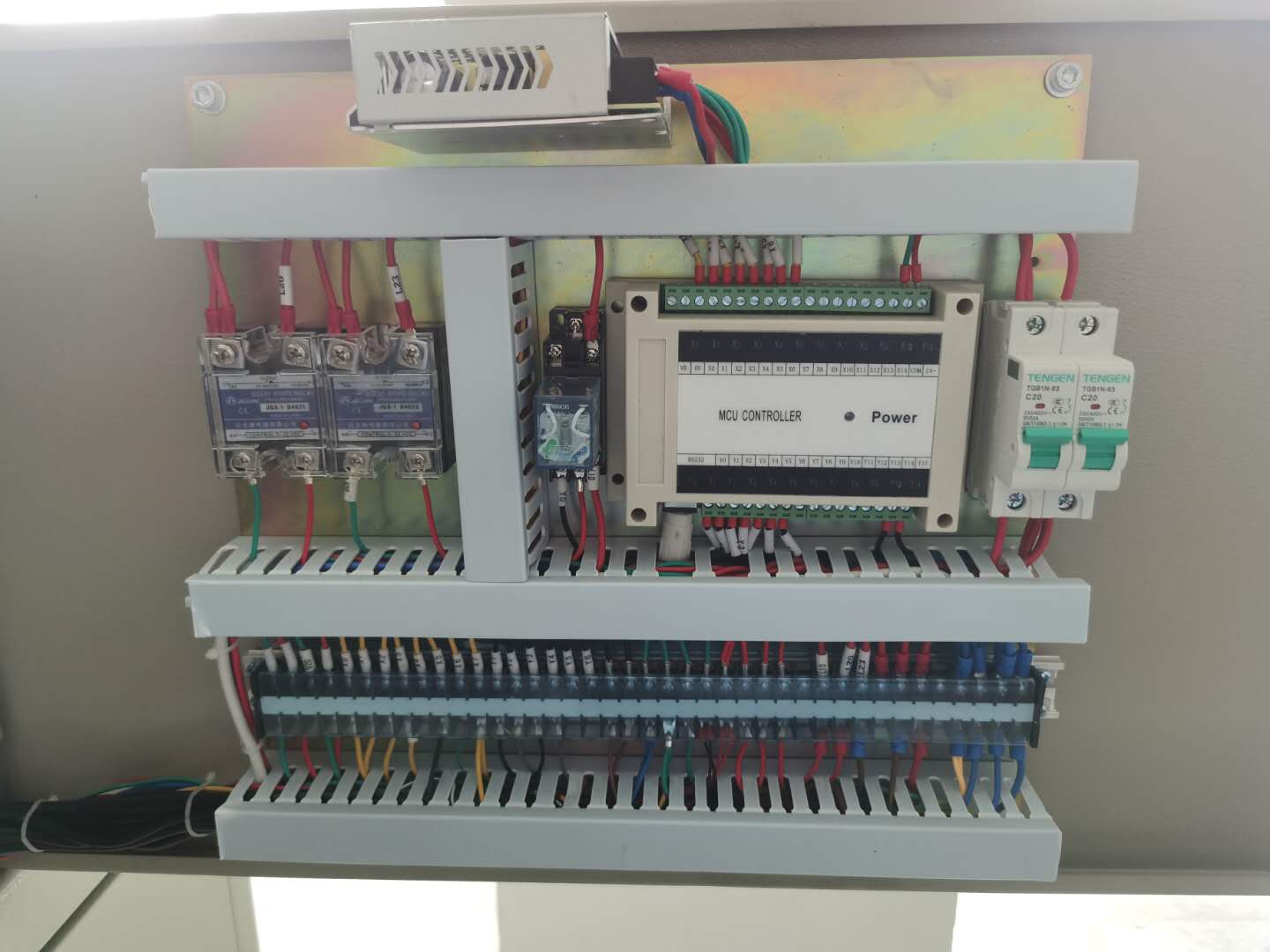 China Supplier Heat Seal Film Automatic Pack Multifunction Wrapping Machine Makeup Cotton Packing Machine