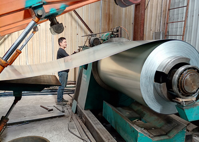 High Quality PPGI Dx51d 120g Zinc Coated Gi Steel Spangle Color Coated Galvanized Steel Coil