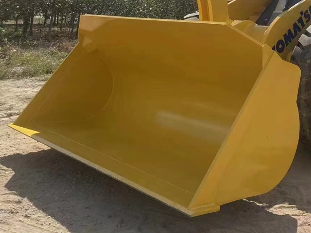 Komatsu WA380-3 Loader Bucket