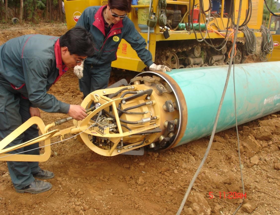 Automatic 200KG Weight Internal Pipe Clamp For Oil Pipeline Mouthpiece Pipeline Internal Clamp
