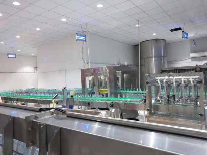 2250ml PLC Mineral Water Bottling Machine CE Gravity Filling 11